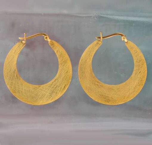 Gold crescent hoops Gold crescent hoops