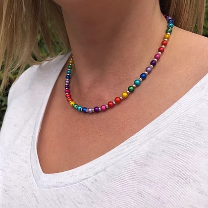 rainbow glow necklace model rainbow glow necklace model