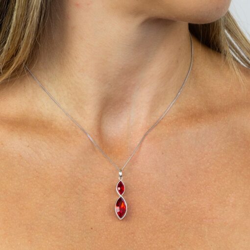 P4944R red crystal pendant model P4944R red crystal pendant model